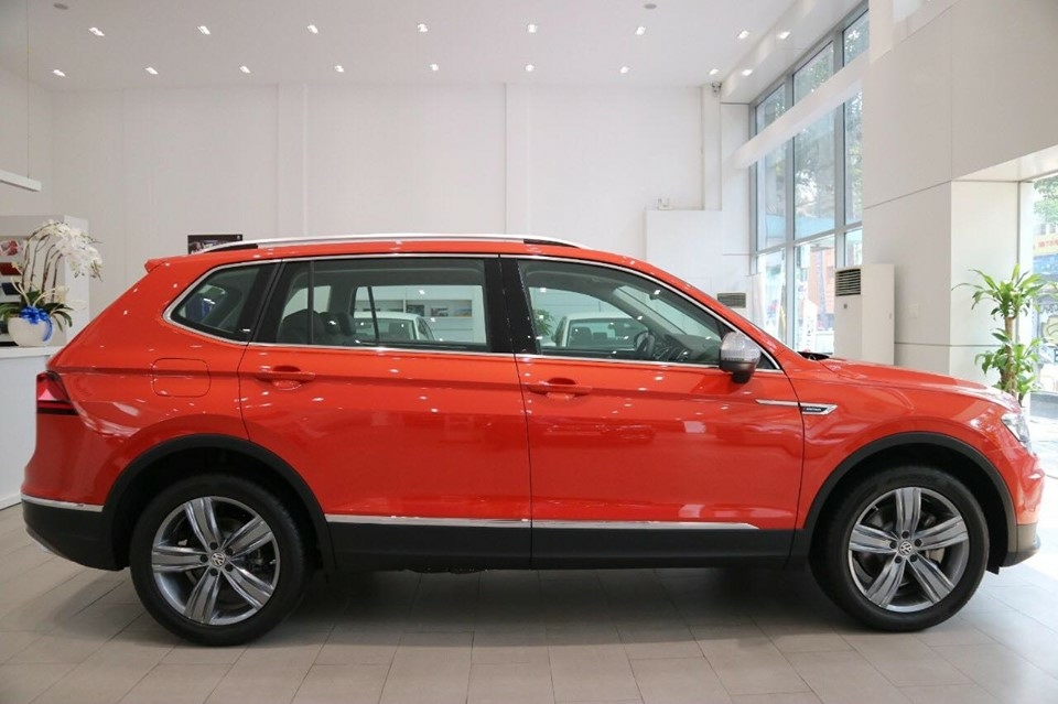 Volkswagen Tiguan Allspace, xe nhập Đức, giá tốt