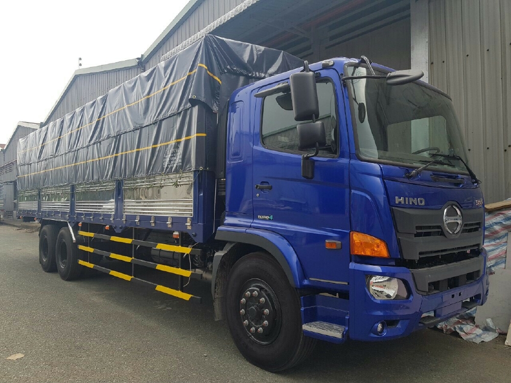 Xe tải HINO 2019 FL 3 chân tải 15 tấn thùng mui bạt dài 9.4m -Trả Góp