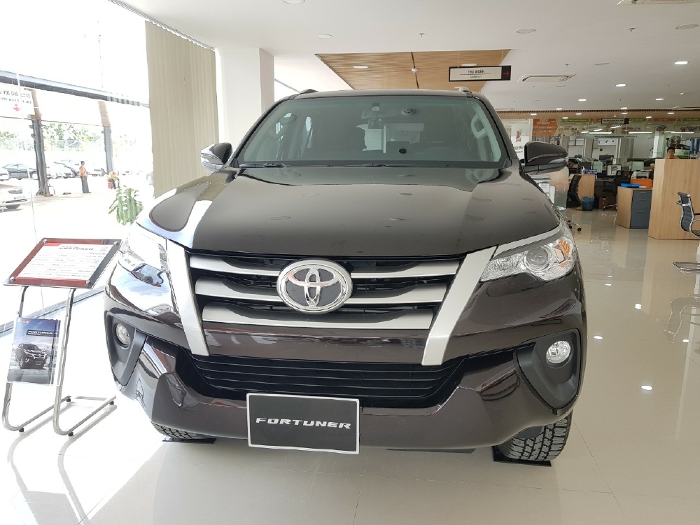 Bảng Báo Giá Fortuner 2019 7 chỗ, 7 Túi Khí, Xe Đủ Màu, Khuyến Mãi Khủng, Trả Trước Từ 250tr