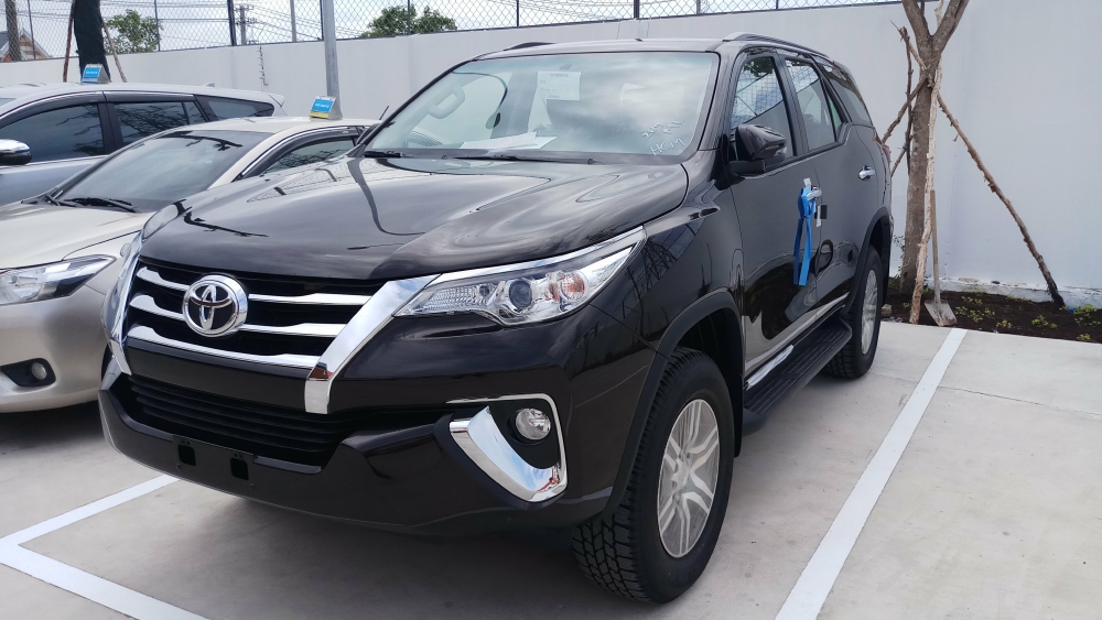 Khuyến Mãi Fortuner 2.4G AT Số Tự Động Tại Toyota An Thành Fukushima Xe Có Sẳn, Đủ Màu, Giao Ngay