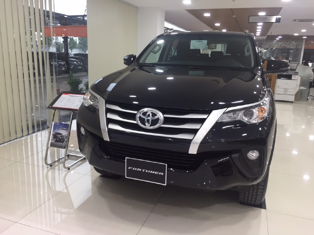 Bảng Báo Giá Fortuner Mới Nhất, Xe Đủ Màu, Giao Ngay, Khuyến Mãi Khủng, Hỗ Trợ Trả Góp