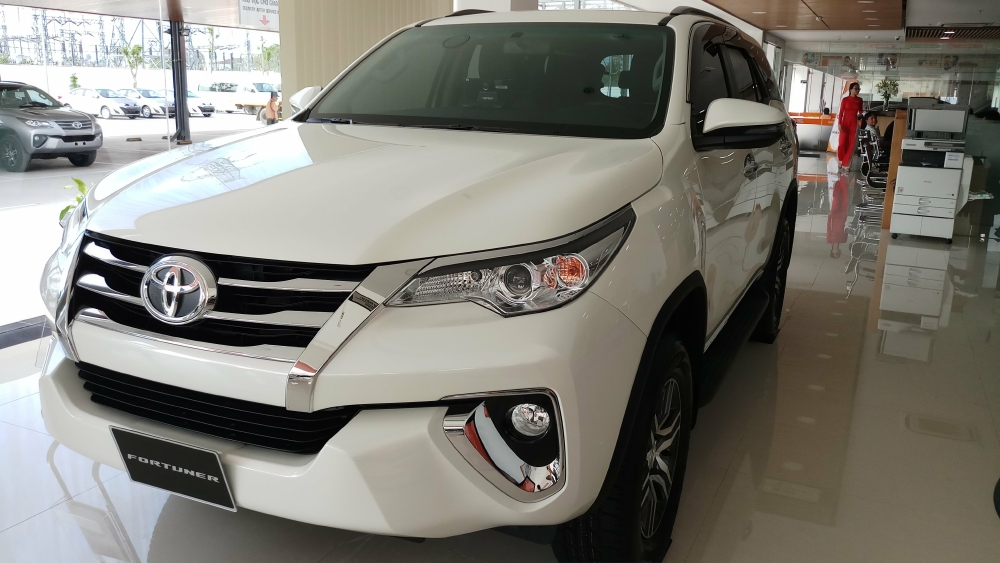Khuyến Mãi Fortuner 2.4G AT Số Tự Động Tại Toyota An Thành Fukushima Xe Có Sẳn, Đủ Màu, Giao Ngay