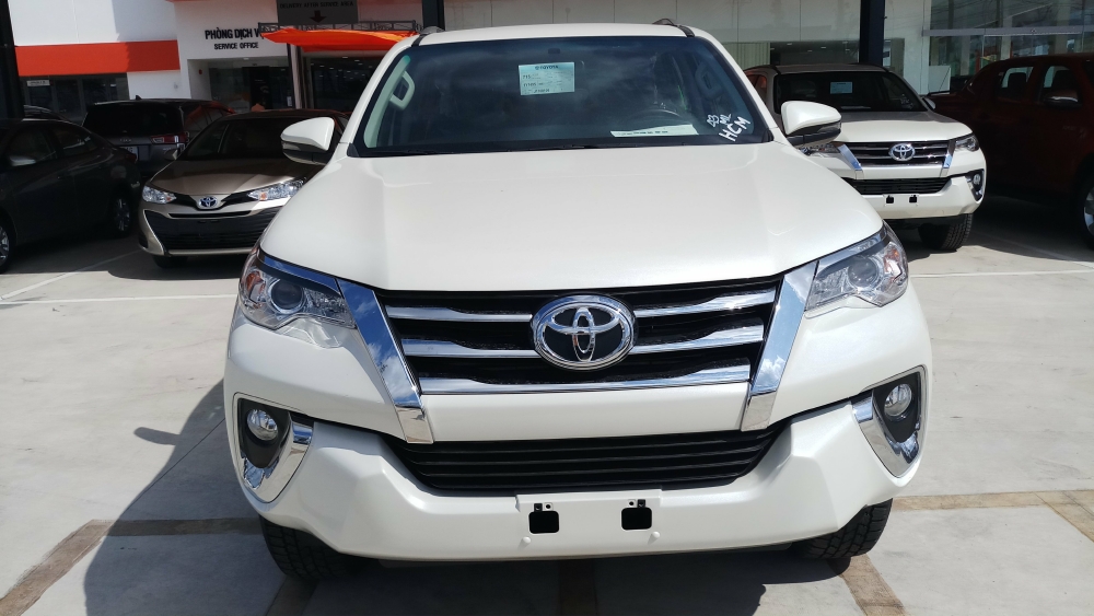 Toyota An Thành Bình Chánh Khuyến Mãi Fortuner 2.7V Số Tự Động, Xe Có Sẳn, Đủ Màu, Giao Ngay
