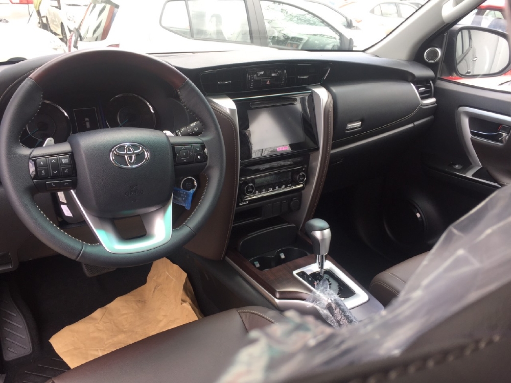 Báo Giá Fortuner Máy Xăng Số Tự Động, Giá Tốt, Xe Có Sẳn, Giao Ngay, Hỗ Trợ Trả Góp