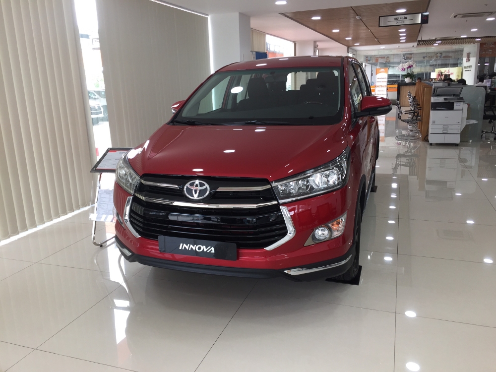 Innova Venturer Màu Đen, Đỏ, Trắng Ngọc Trai, Khuyến Mãi Tốt, Xe Có Sẳn, Giao Ngay Tại Toyota An Thành Fukushima Bình Chánh
