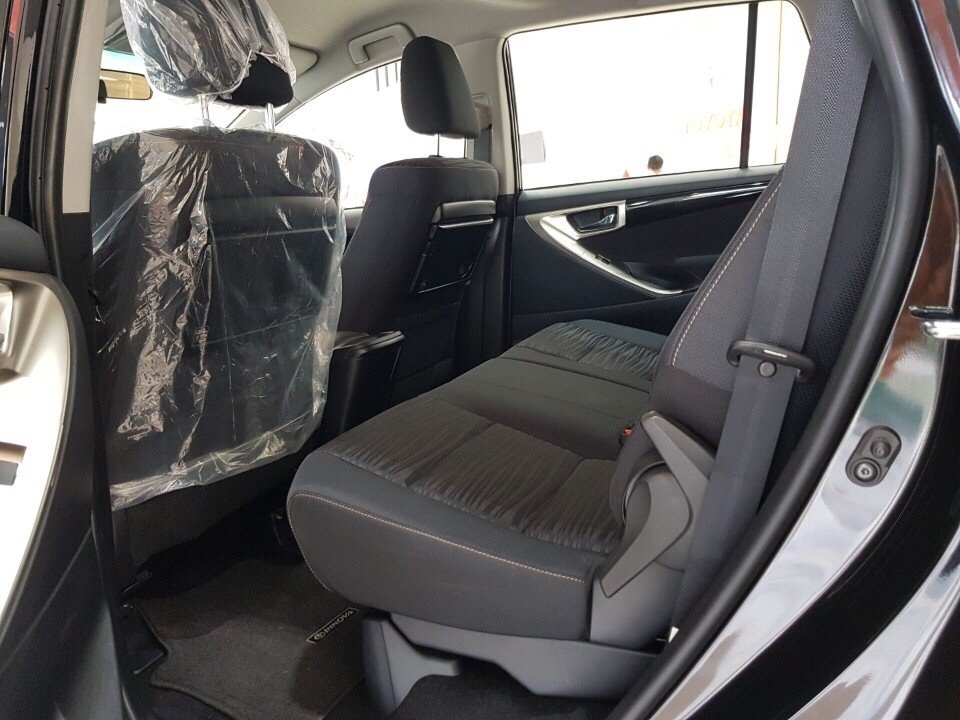 Khuyến Mãi Toyota Innova Venturer  Số Tự Động Tại Toyota An Thành Bình Chánh Xe Có Sẳn, Đủ Màu, Giao Ngay