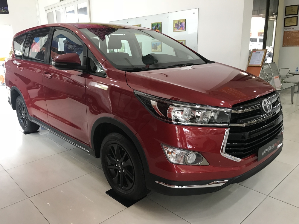 Báo Giá Mới Nhất Toyota Innova Venturer, Giá Cực Tốt, Xe Có Sẳn, Hỗ Trợ Trả Góp, Giao Ngay