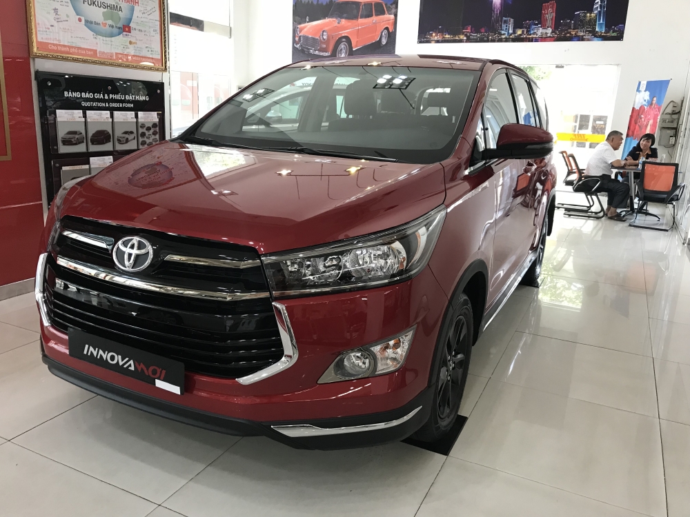 Báo Giá Mới Nhất Toyota Innova Venturer, Giá Cực Tốt, Xe Có Sẳn, Hỗ Trợ Trả Góp, Giao Ngay