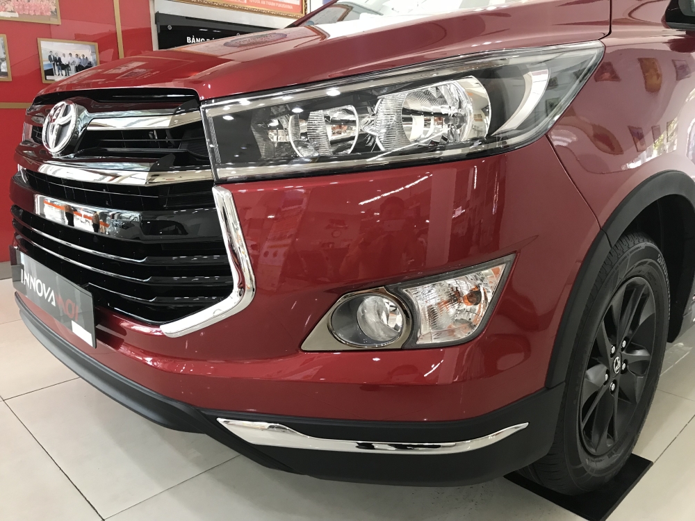 Báo Giá Mới Nhất Toyota Innova Venturer, Giá Cực Tốt, Xe Có Sẳn, Hỗ Trợ Trả Góp, Giao Ngay