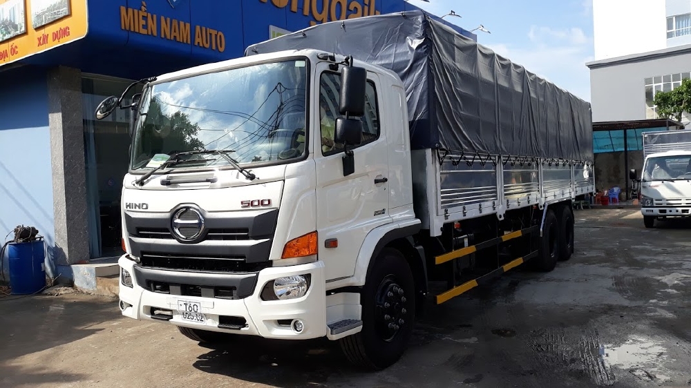 Xe tải Hino FL tải trọng 15 tấn. hổ trở trả góp 70 -90%