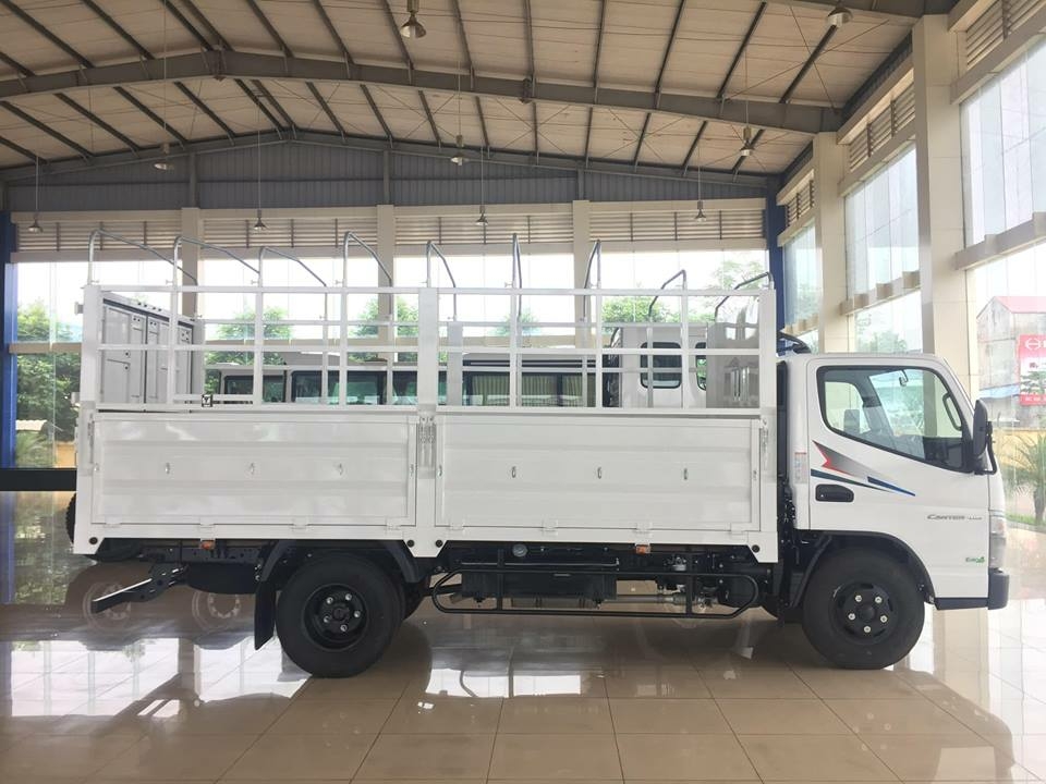 Bán xe mitsubishi fuso center 2t3 trả góp 190tr nhận xe