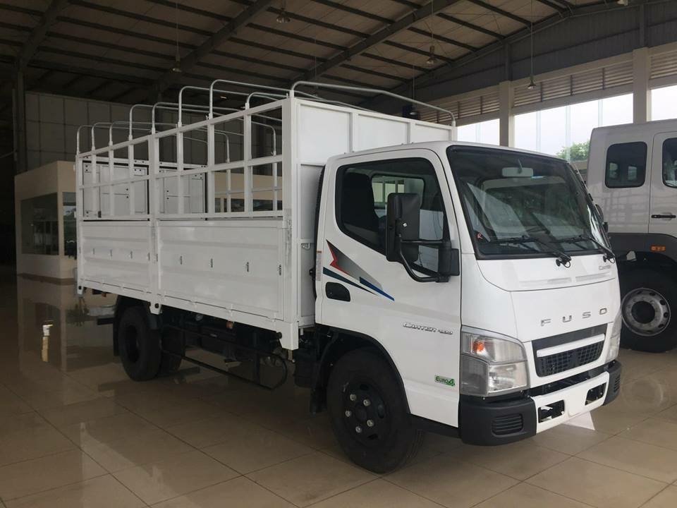 Bán xe mitsubishi fuso center 2t3 trả góp 190tr nhận xe