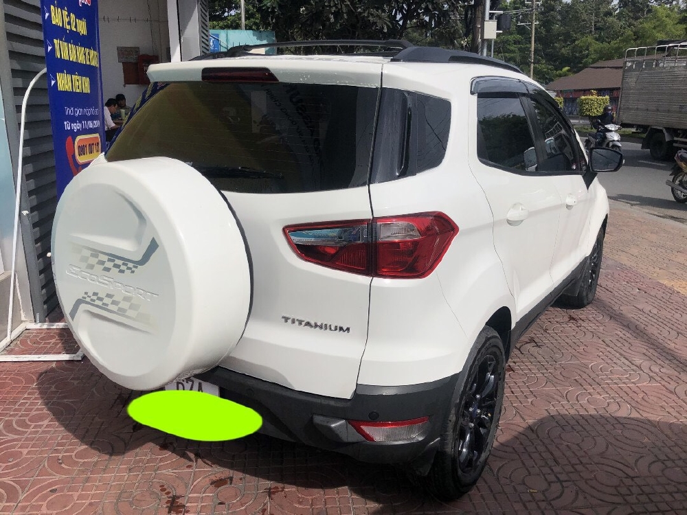 EcoSoprt Titanium sx 2017 màu trắng.Xe bán tại hãng