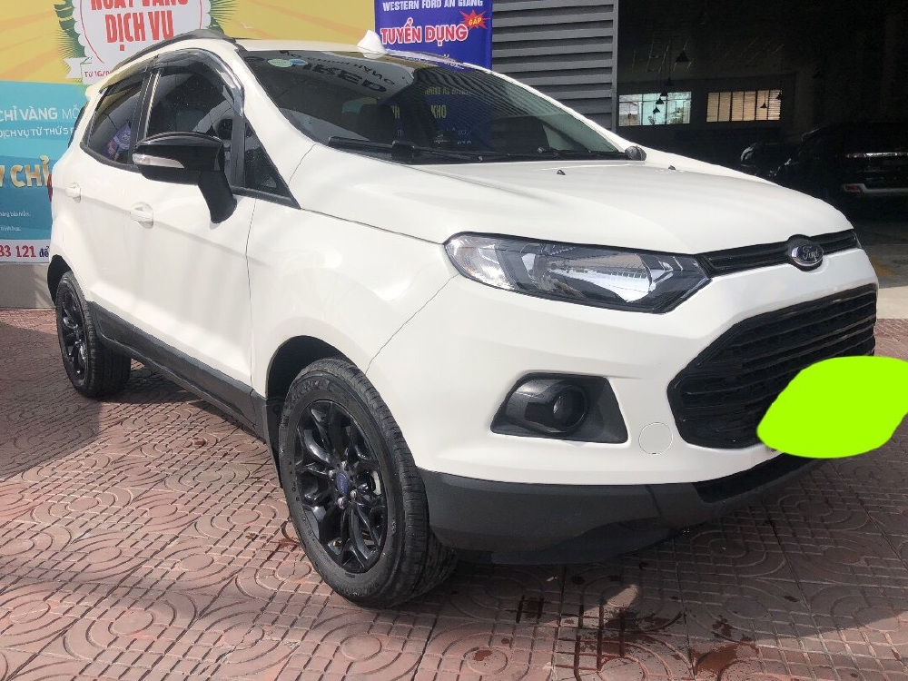 EcoSoprt Titanium sx 2017 màu trắng.Xe bán tại hãng