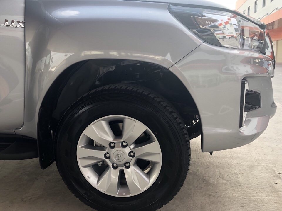 Hilux 2019 Số Tự Động 1 Cầu Khuyến Mãi, Xe Có Sẳn, Đủ Màu, Giao Ngay, Hỗ Trợ Trả Góp