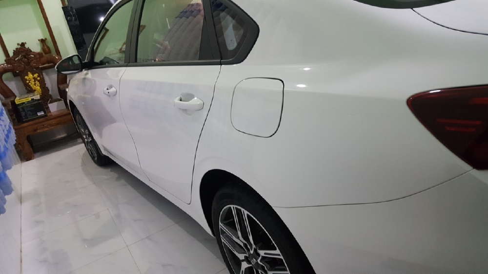 Bán Cerato 1.6MT 2019, màu trắng, đúng chất lướt, giá TL, hổ trợ góp