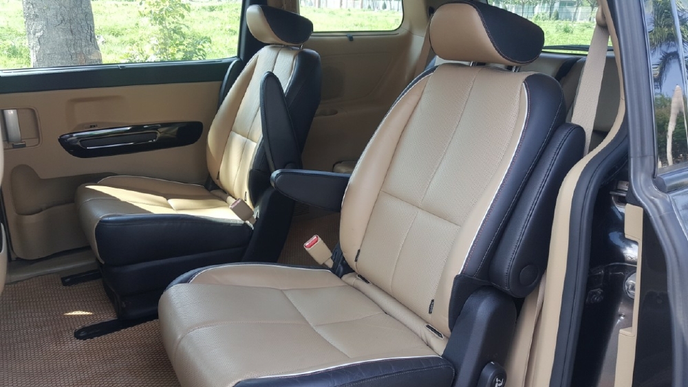 Kia Sedona 2015 Tự động Full Xăng Màu Nâu