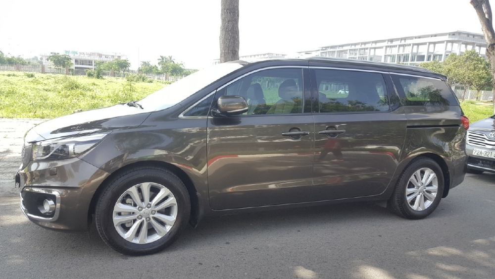 Kia Sedona 2015 Tự động Full Xăng Màu Nâu