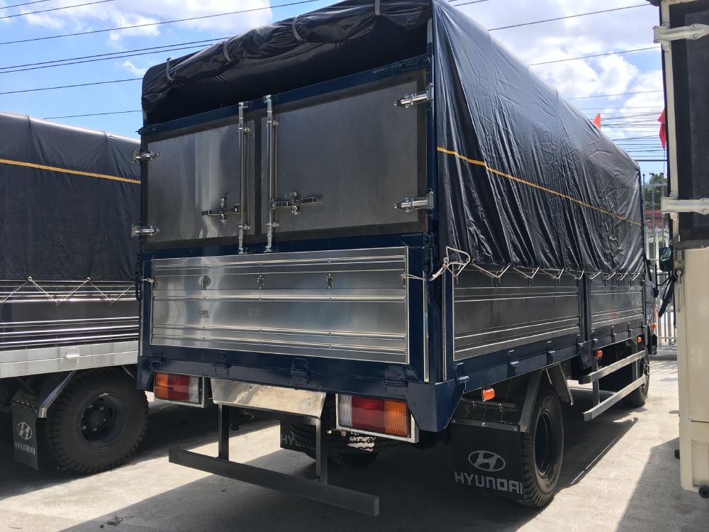 MUA XE TẢI HYUNDAI MIGHTY 8 TẤN TẶNG NGAY  1 CHỈ VÀNG 9999