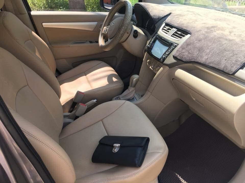 Cần bán xe Suzuki Ertiga 2016 số tự động màu xám titan, nhập Indodesia