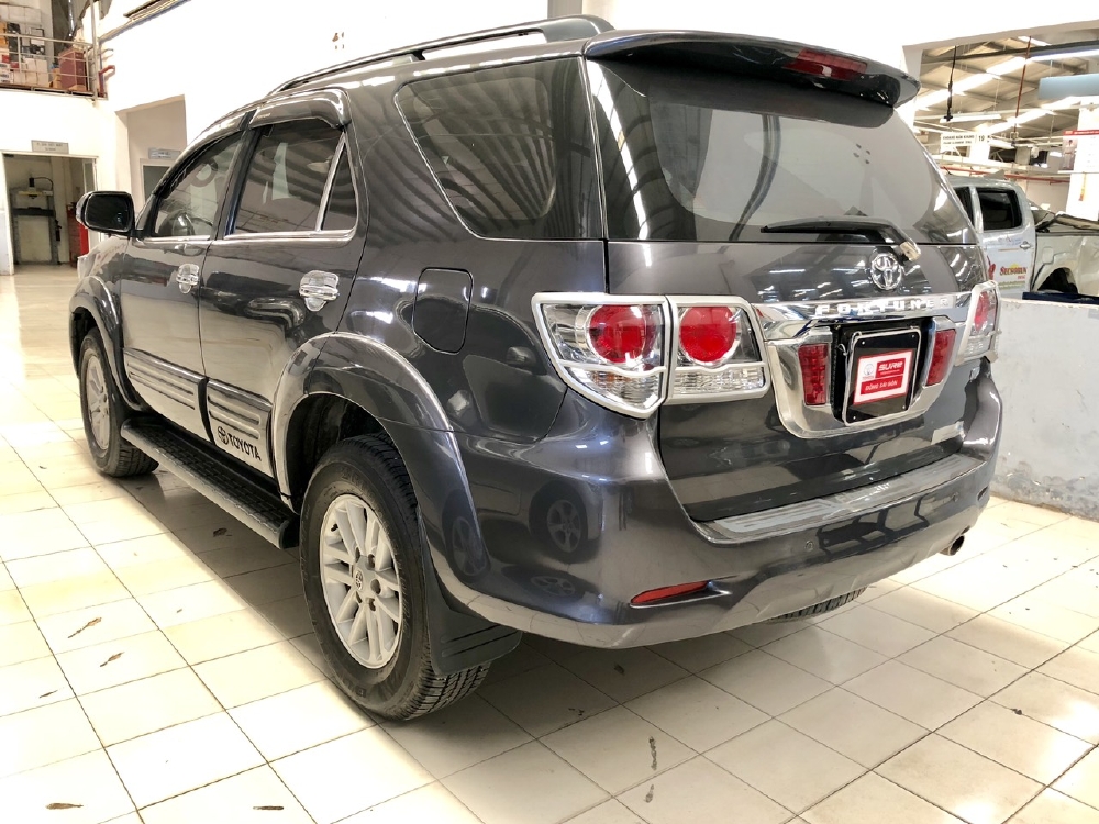 Bán Toyota Fortuner 2.7V máy xăng, số tự động sx 2012