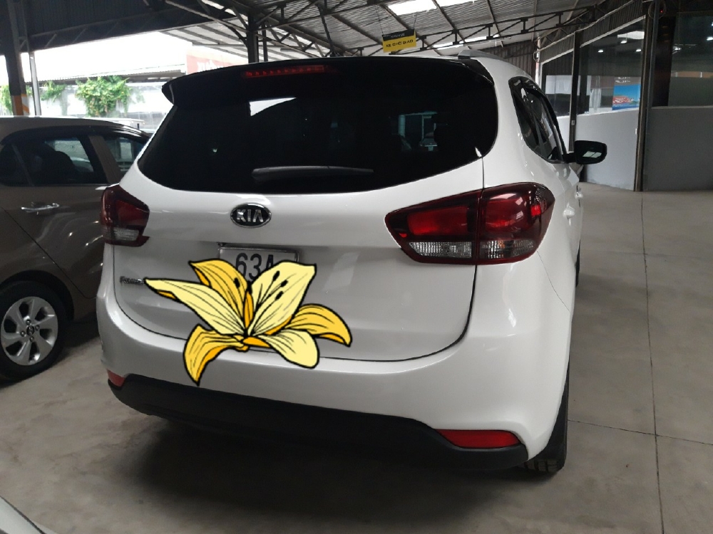 Kia Rondo 2017 Số sàn màu trắng xe đẹp