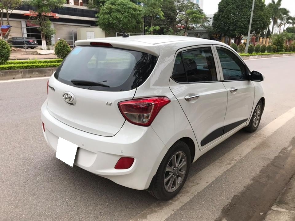 Cần bán xe I10, sản xuất 2016.