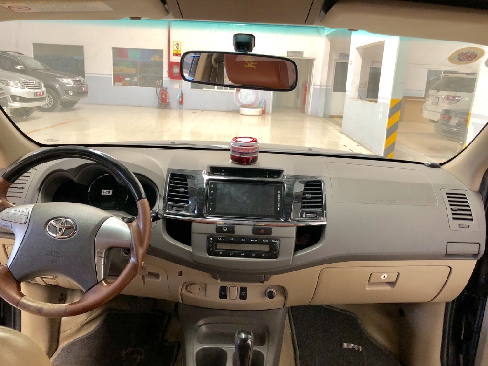 Bán Toyota Fortuner 2.7V máy xăng, số tự động sx 2012