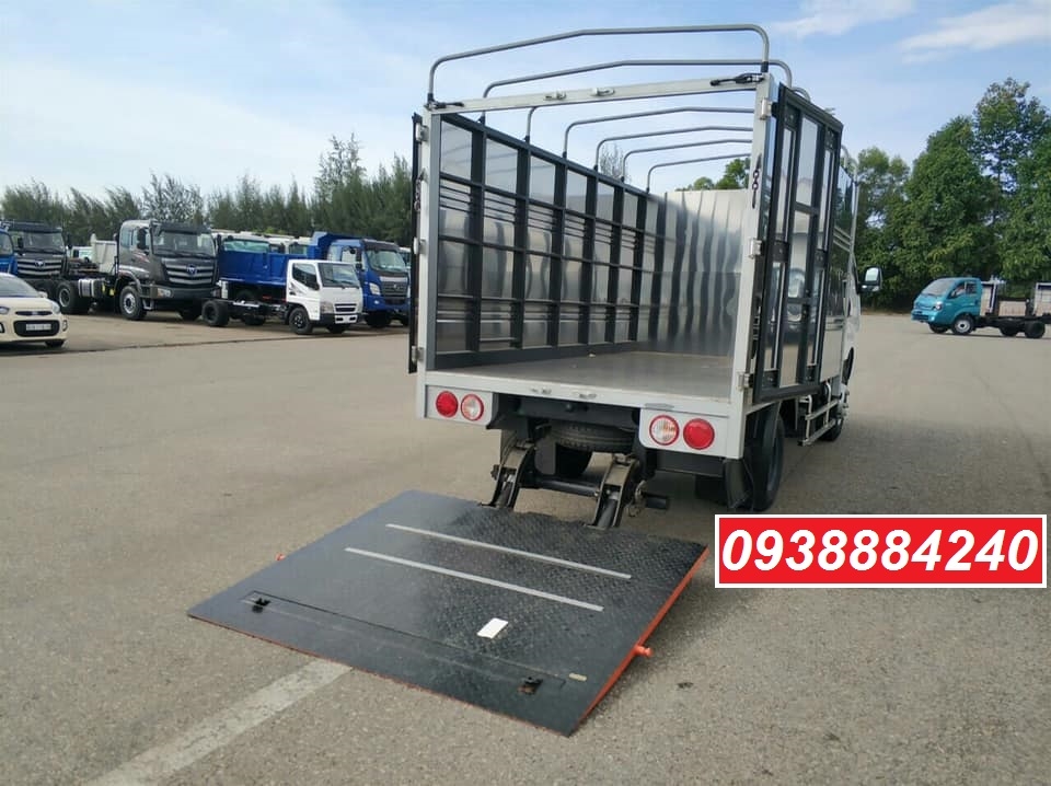 Bán xe tải trả góp Thaco Kia K250 / K200 thùng bạt, thùng kín bửng nâng 2.3 tấn Long An Tiền Giang Bến Tre