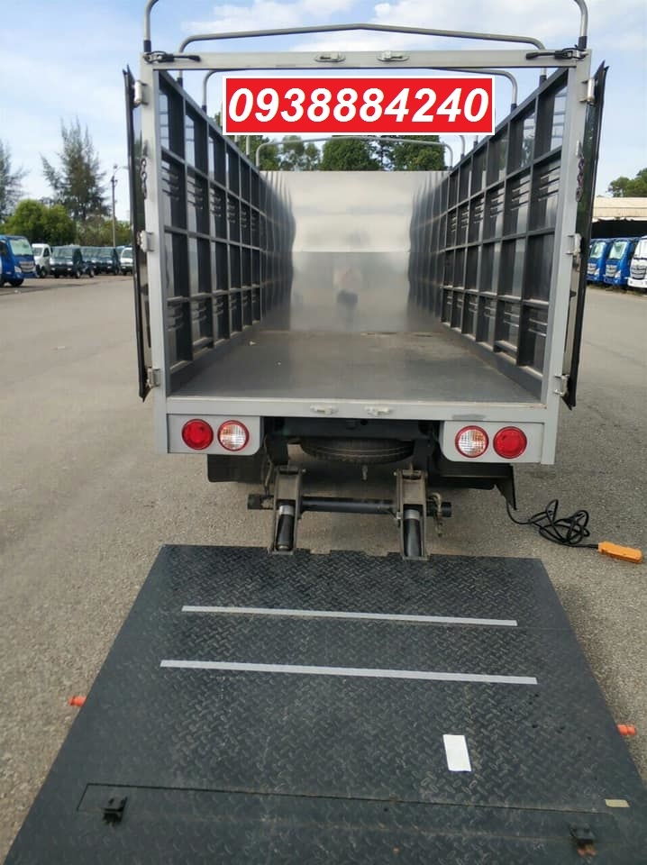 Bán xe tải trả góp Thaco Kia K250 / K200 thùng bạt, thùng kín bửng nâng 2.3 tấn Long An Tiền Giang Bến Tre