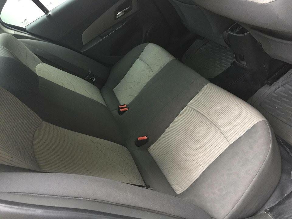 Cruze 2010, số sàn, màu vàng cát