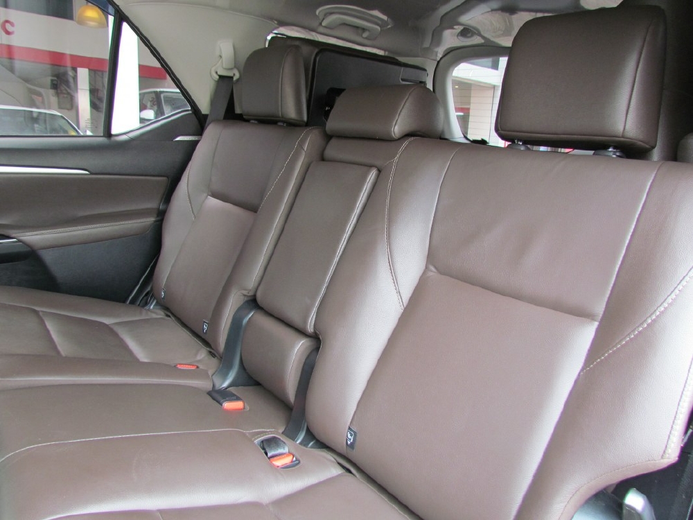 Fortuner 2017 màu đen