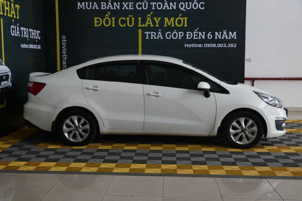Bán Kia Rio 1.4MT sedan 2016, màu trắng, đúng chất, giá TL, hổ trợ góp