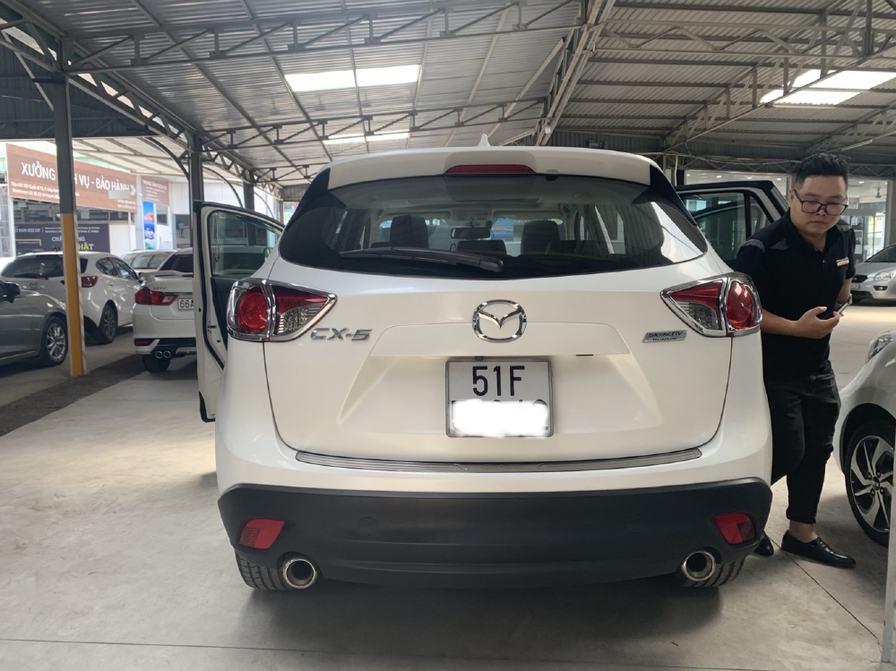 Bán Cx5 2.0AT 2015, màu trắng, đúng chất, biển TP, giá TL, hổ trợ góp