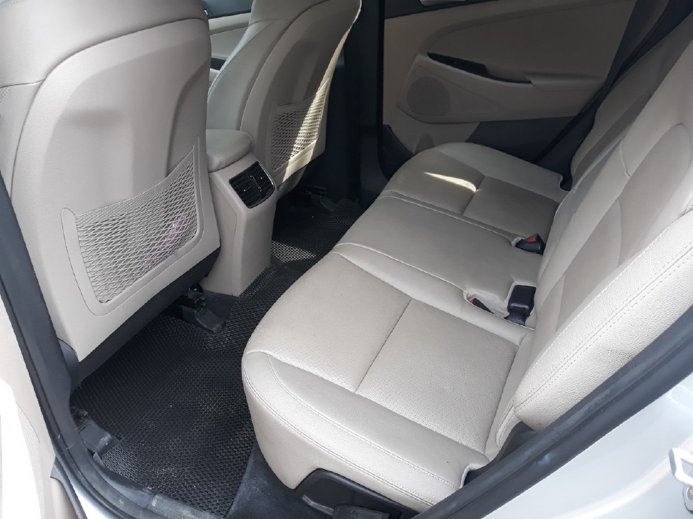 Bán Tucson ATH 2017, màu bạc, đúng chất, biển TP, giá TL, hổ trợ góp