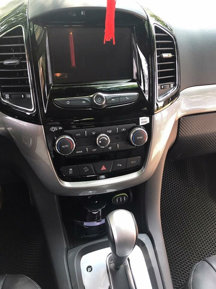 Gia đình cần bán xe Captiva LTZ 2016 đk 2017. số tự động, màu xám