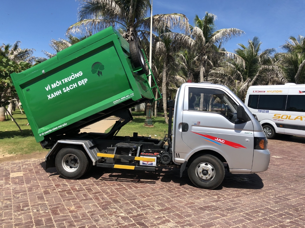 Xe chuyên dùng thu gom rác thải JAC 3.5 Khối 2019