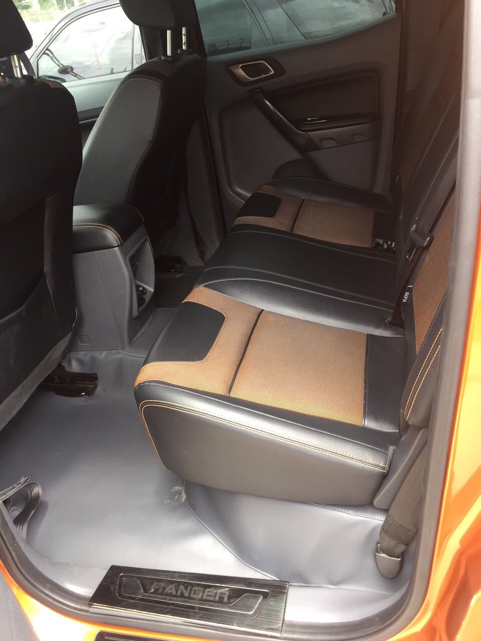WILDTRAK 3.2, SX 2016, MÀU CAM, GIAO DỊCH HÃNG