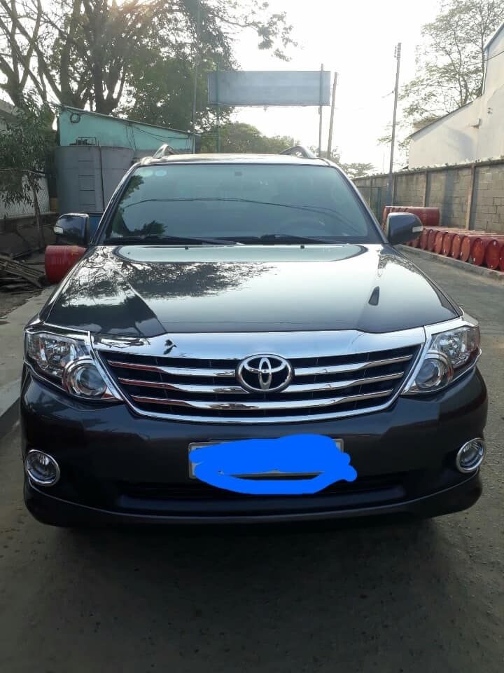 Fortuner 2014, số tự động, máy xăng, màu xám trì