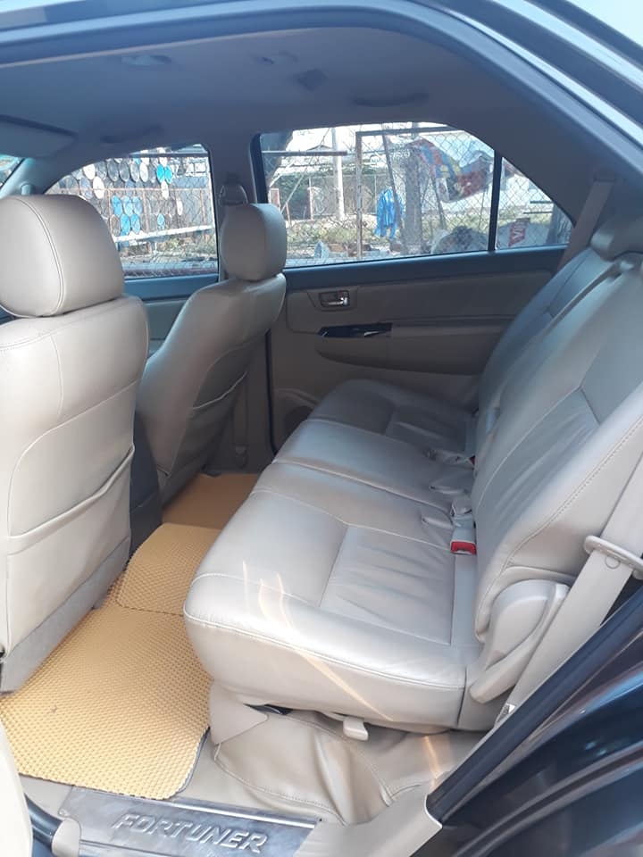 Fortuner 2014, số tự động, máy xăng, màu xám trì