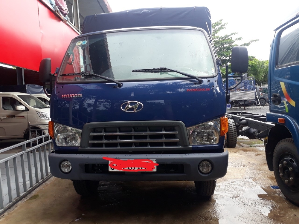 xe tải HD800 tải 8 tấn, động cơ huynhdai, thùng mui bạt,