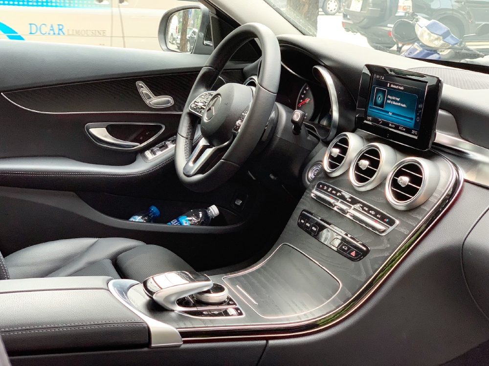 Bán Mercedes C200 2019 cũ chính chủ chạy lướt giá cực tốt
