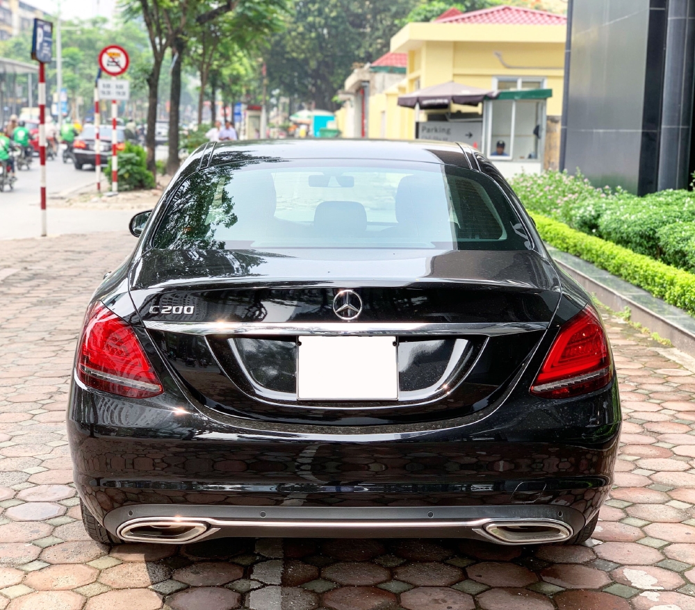 Bán Mercedes C200 2019 cũ chính chủ chạy lướt giá cực tốt