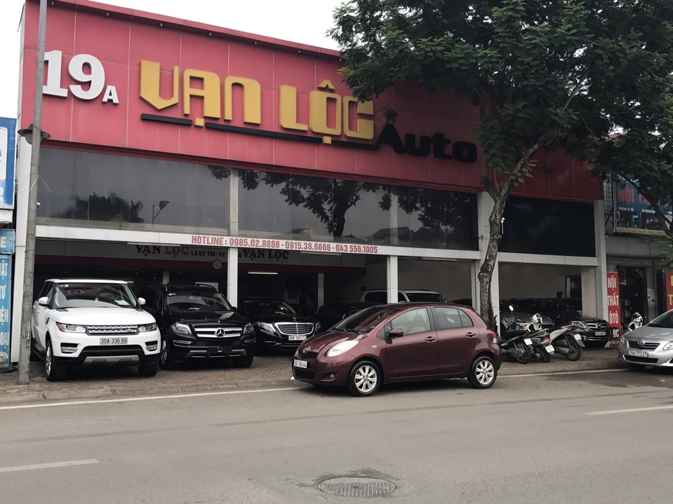 Toyota Yaris 2009 đỏ