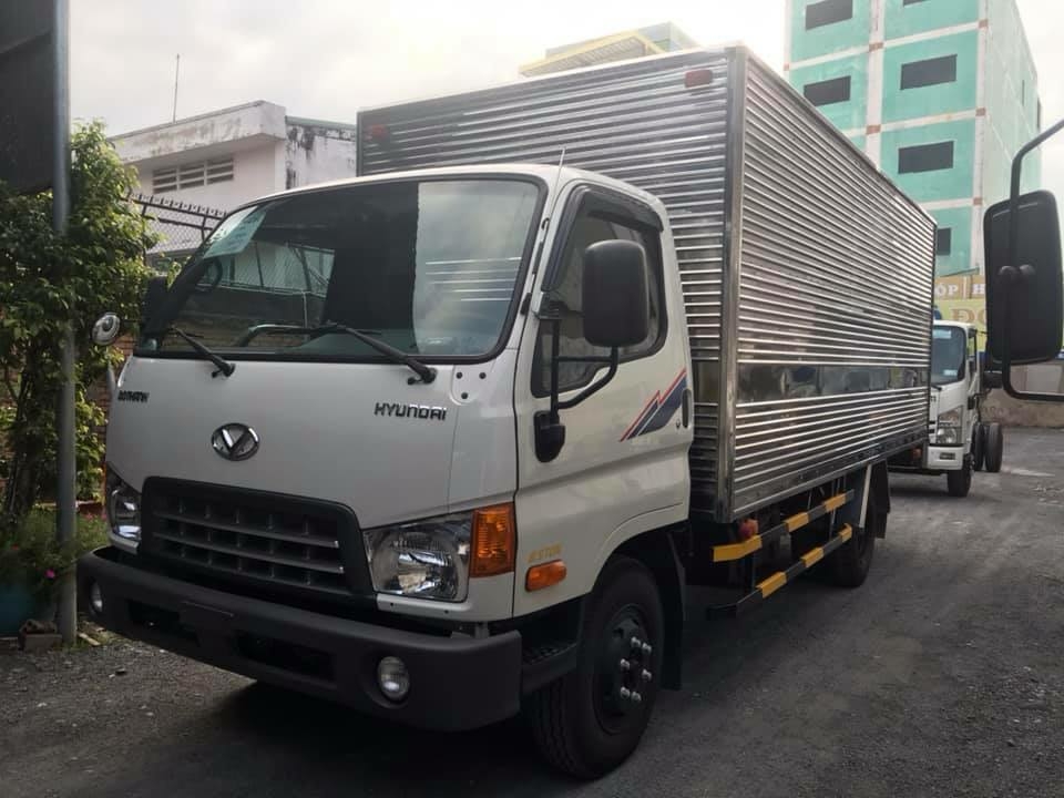 Hyundai Đô Thành HD99 Thùng Kín Tải 6,5 Tấn Thùng 5 M