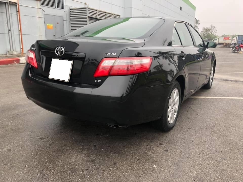 Cần bán xe Camry LE 2007, nhập Mỹ, bản 2.5.. số tự động, màu đen