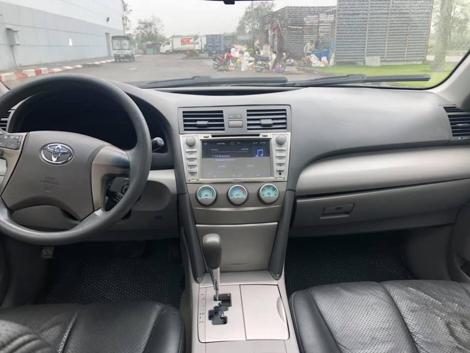 Cần bán xe Camry LE 2007, nhập Mỹ, bản 2.5.. số tự động, màu đen