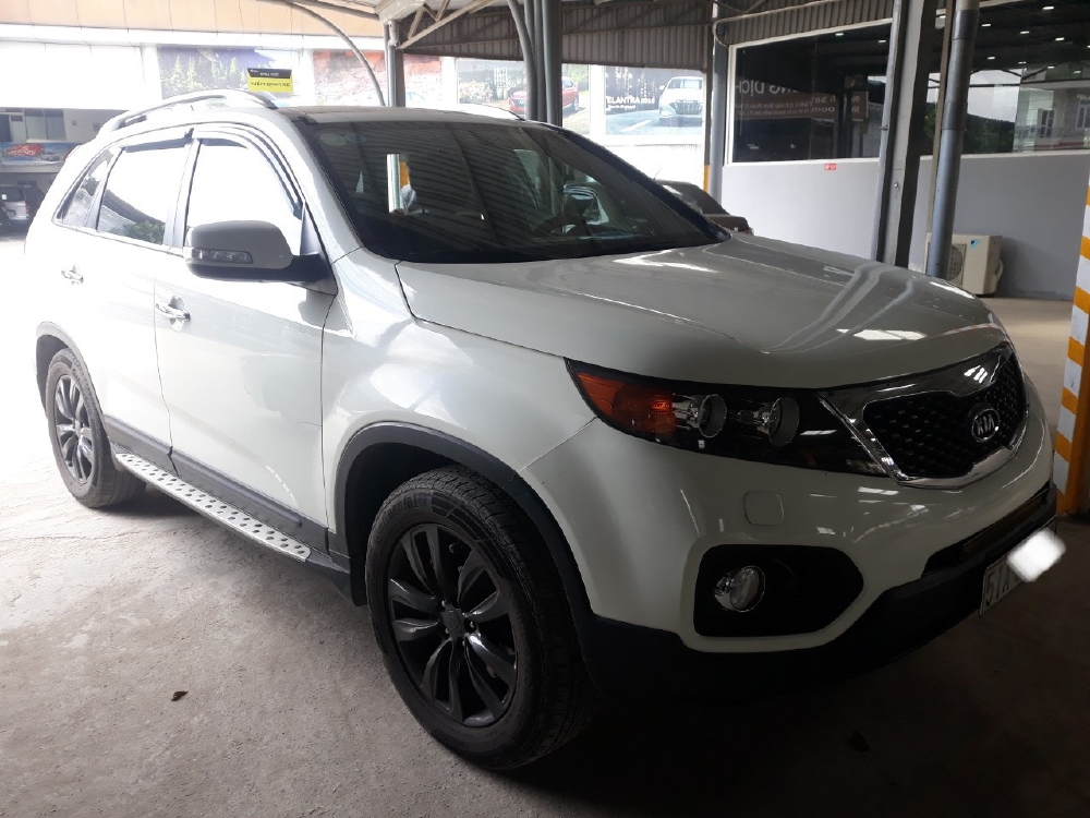 Bán Sorento 2.4AT 2012, màu trắng, biển TP, giá TL, hổ trợ góp