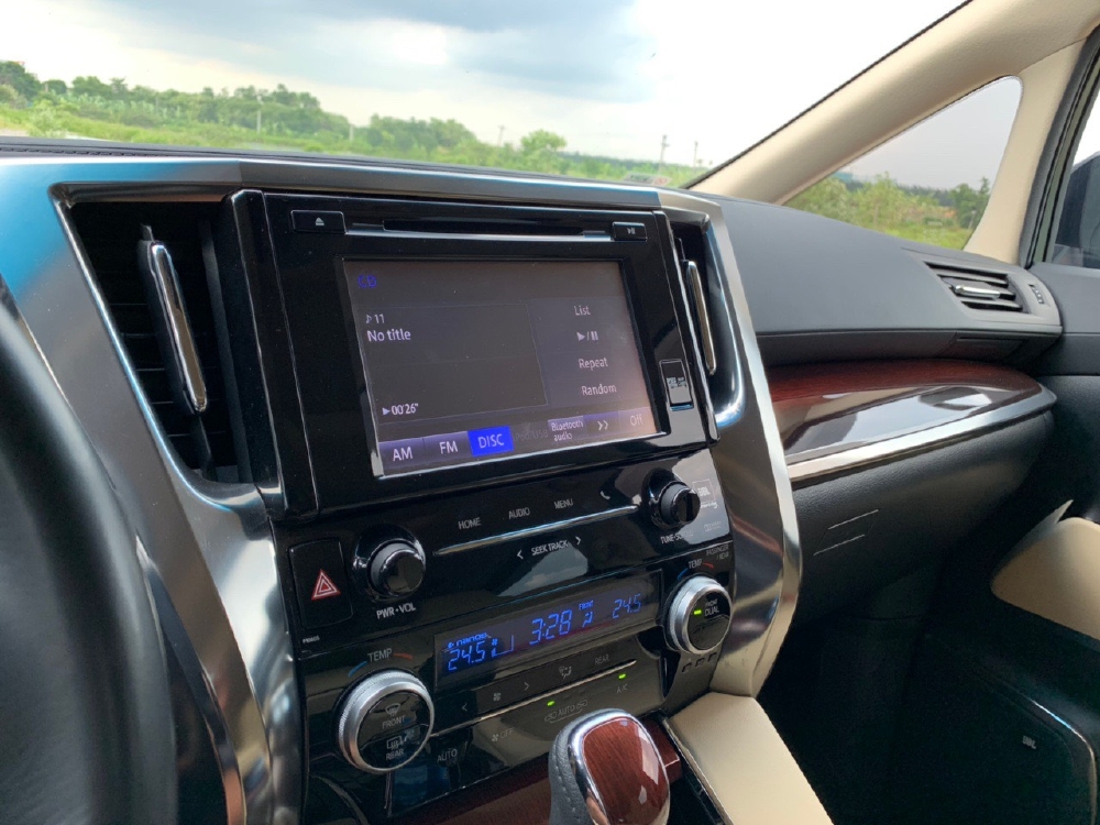 Toyota Alphard 2018 đen