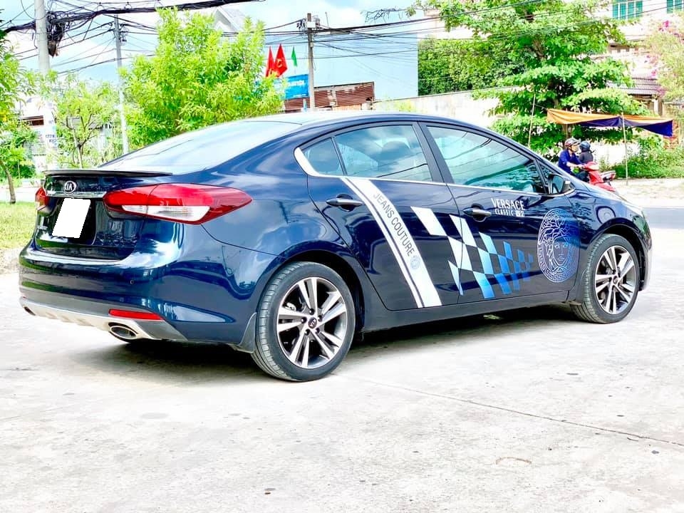Cần bán xe Cerato 2017 số tự động, màu xanh